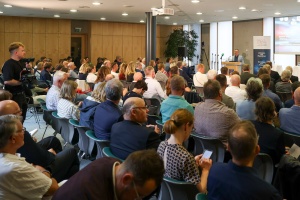 Bild zum Beitrag: Lokaljournalismus-Kongress 2025: Lokale Medien müssen gefördert werden!